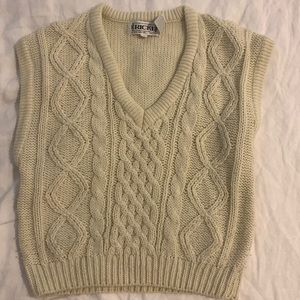 Vintage cable knit sweater vest